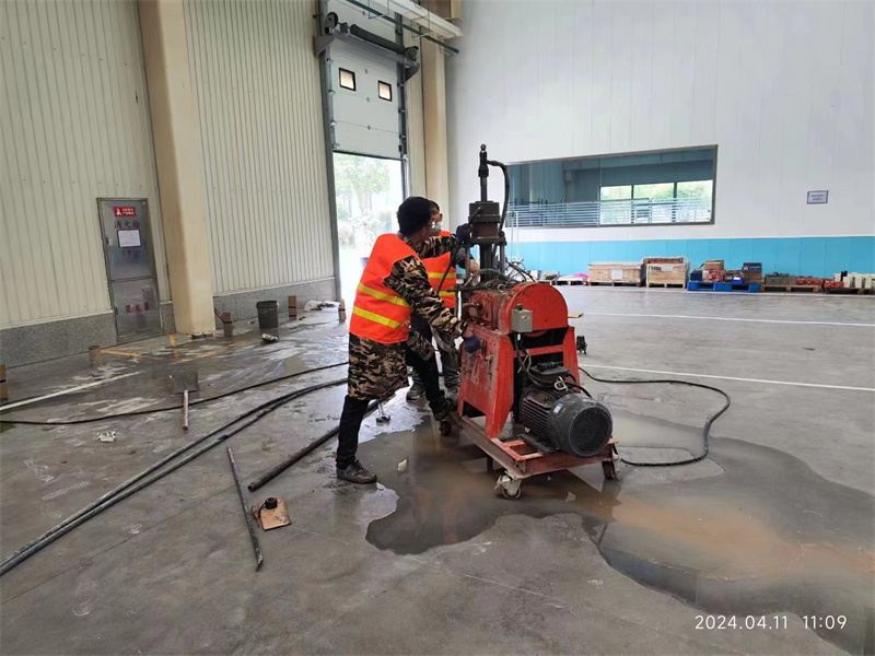 通城厂房地面下沉塌陷注浆加固施工